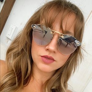 Meet your Posher, Victoria